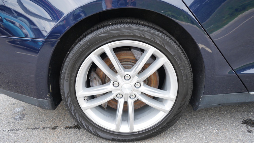 2013 Tesla Model S Image 12
