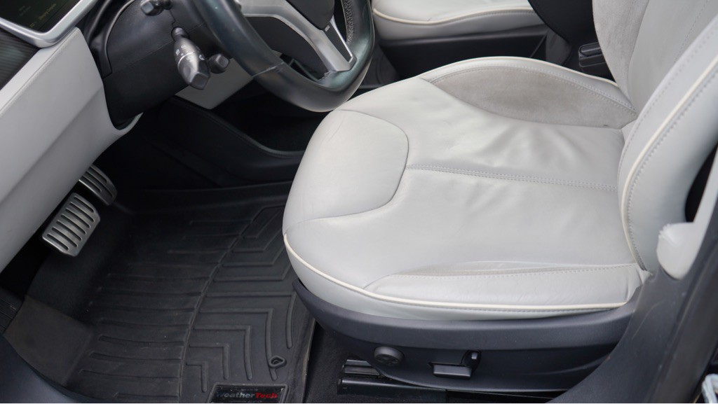 2013 Tesla Model S Image 18