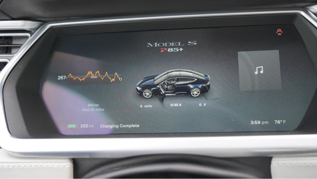 2013 Tesla Model S Image 19