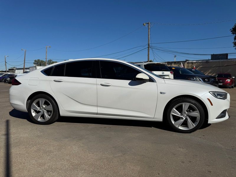 2018 Buick Regal Image 6