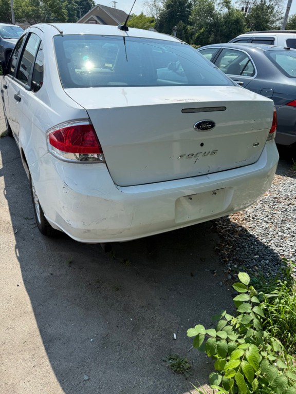 2008 Ford Focus Image 4