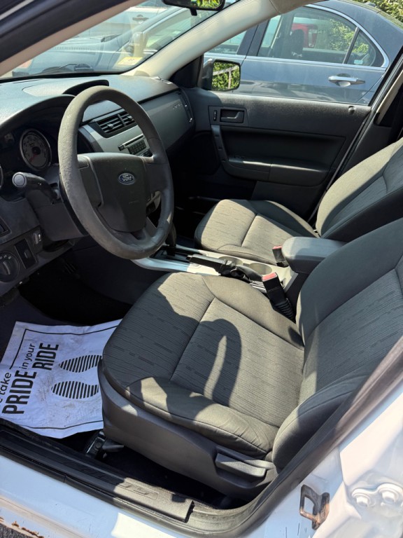 2008 Ford Focus Image 5