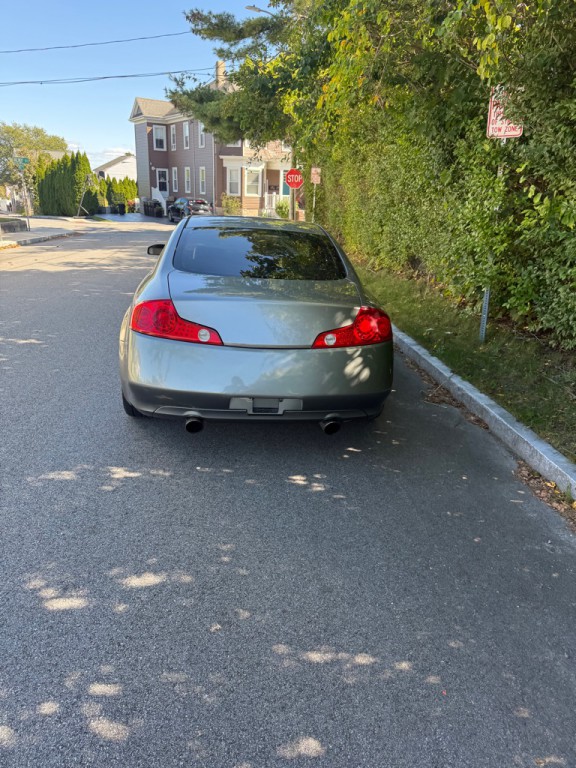2005 INFINITI G35 Image 4