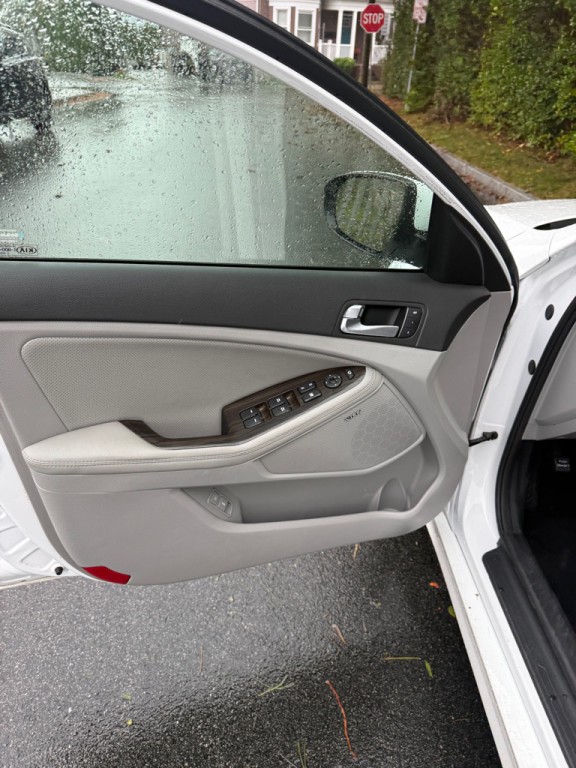 2015 Kia Optima Image 9