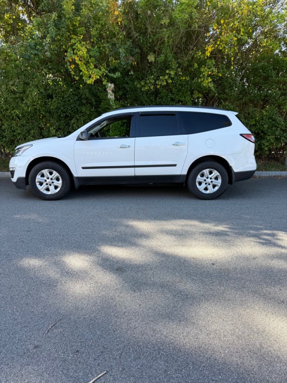 2017 Chevrolet Traverse Image 3