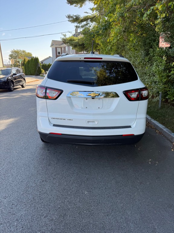 2017 Chevrolet Traverse Image 5