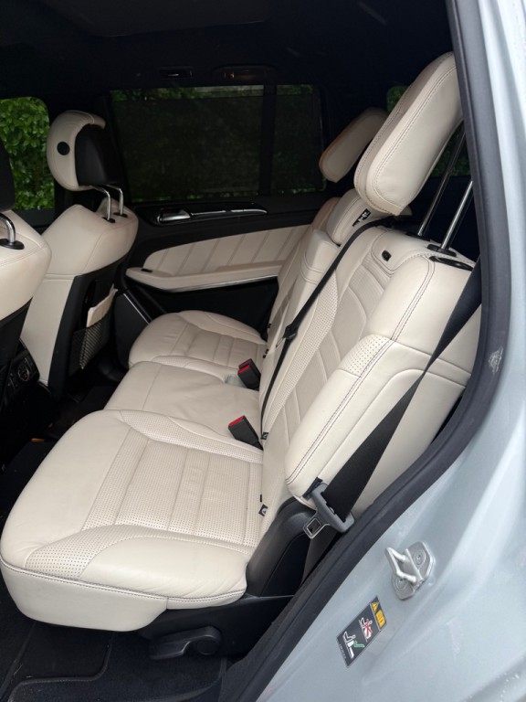 2017 Mercedes-Benz GLS-Class Image 7