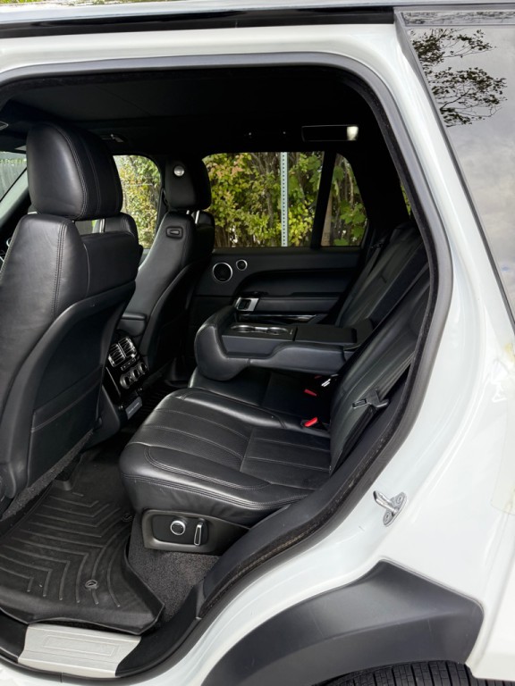 2017 Land Rover Range Rover Image 7