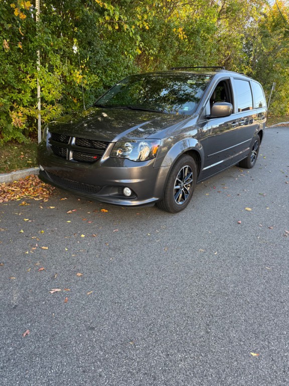 2016 Dodge Grand Caravan Image 1