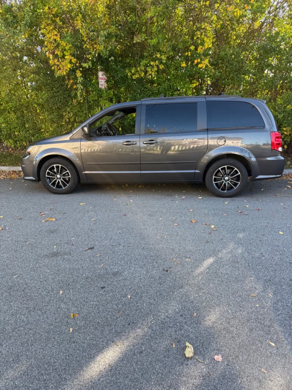 2016 Dodge Grand Caravan Image 3