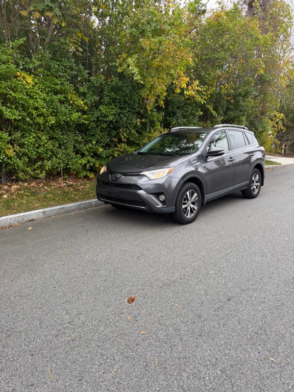 2018 Toyota Rav4 Image 1