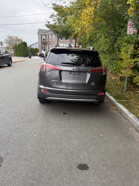 2018 Toyota Rav4 Image 5