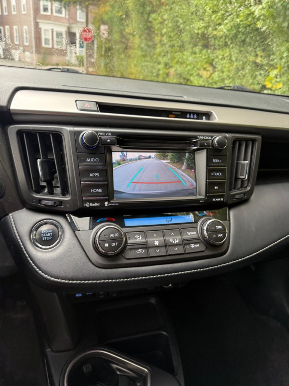 2018 Toyota Rav4 Image 14