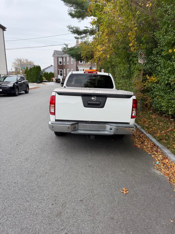 2016 Nissan Frontier Image 5