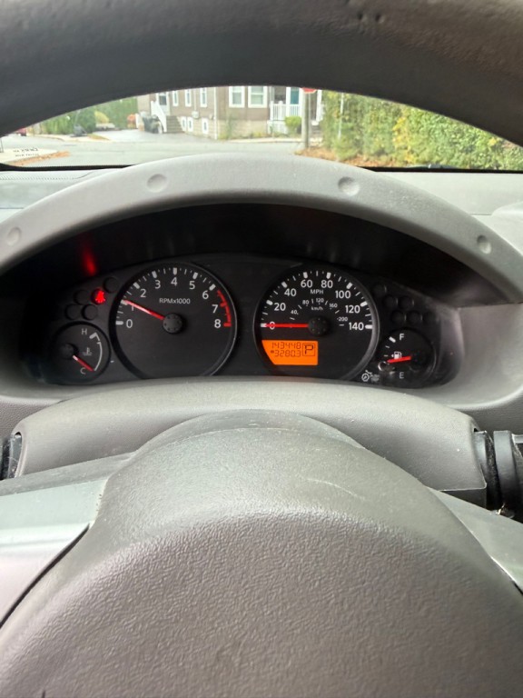 2016 Nissan Frontier Image 12