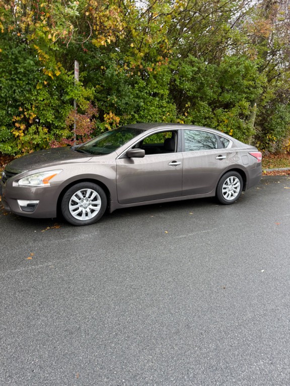 2014 Nissan Altima Image 2