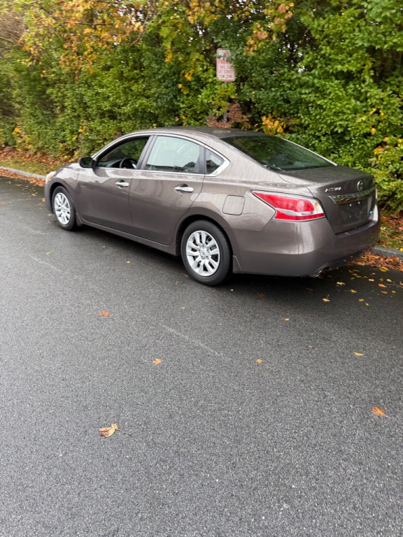 2014 Nissan Altima Image 3