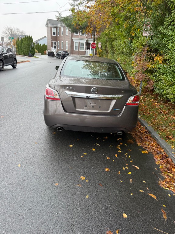 2014 Nissan Altima Image 4