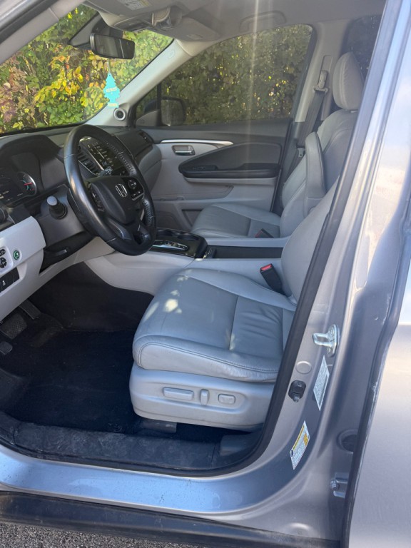 2021 Honda Pilot Image 6