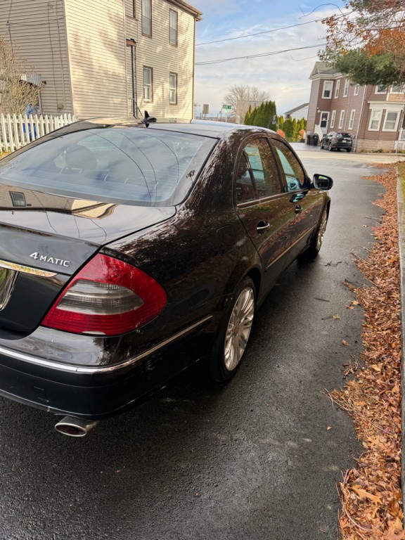 2008 Mercedes-Benz E-Class Image 5