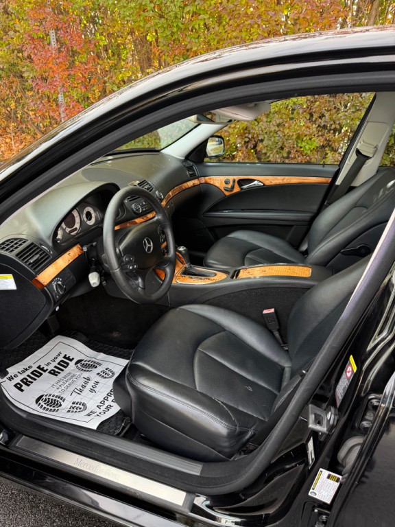 2008 Mercedes-Benz E-Class Image 7