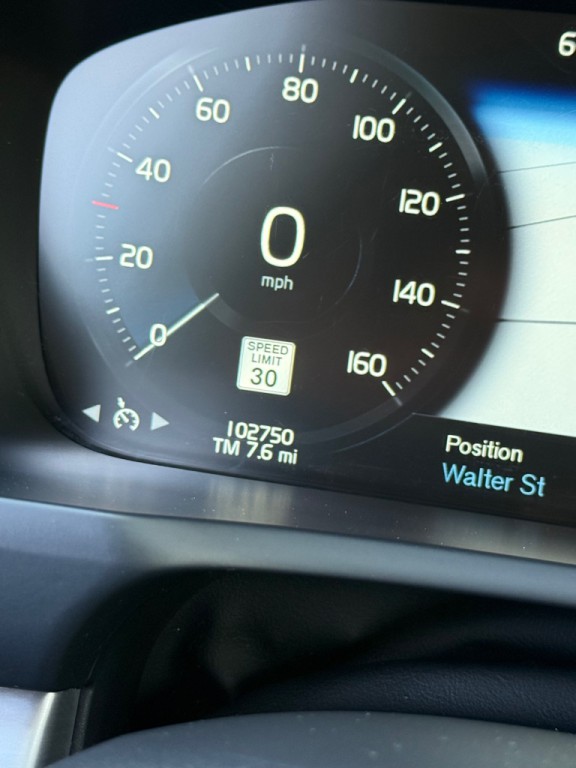 2016 Volvo XC90 Image 11