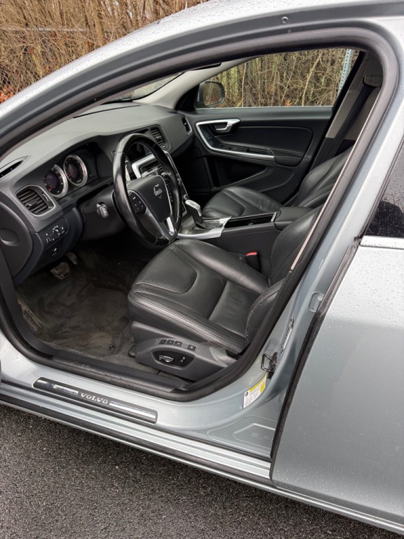 2013 Volvo S60 Image 9