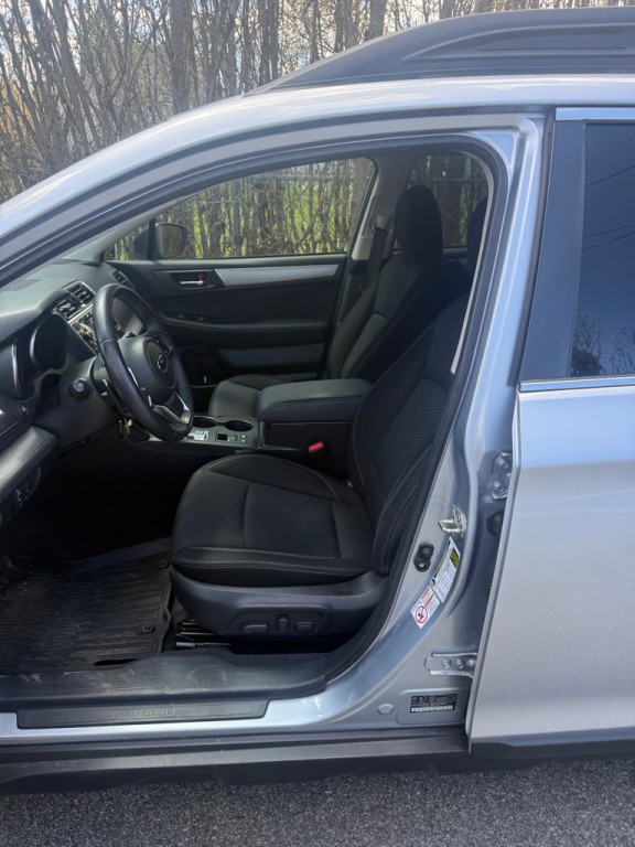 2019 Subaru Outback Image 7