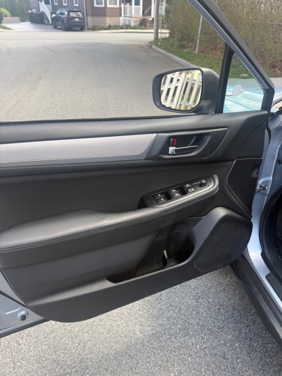 2019 Subaru Outback Image 8
