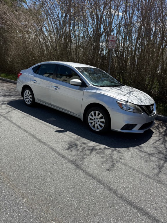2017 Nissan Sentra Image 2