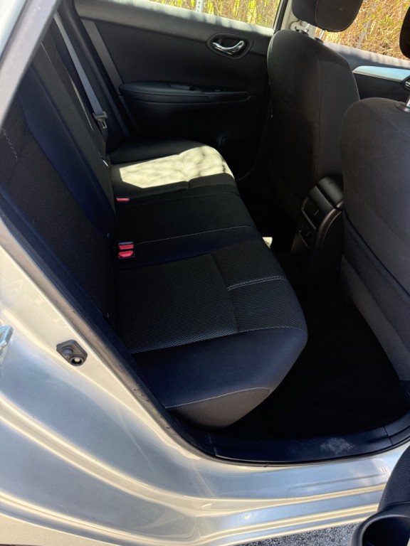 2017 Nissan Sentra Image 6