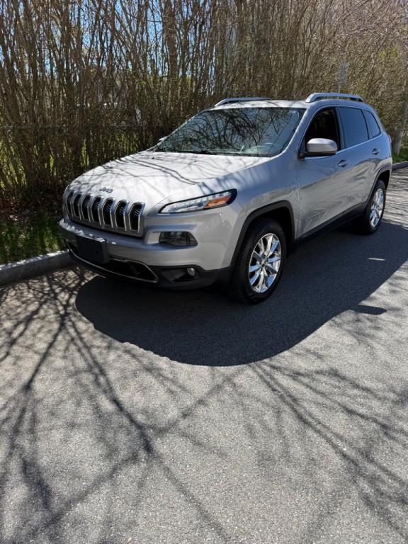2015 Jeep Cherokee Image 1