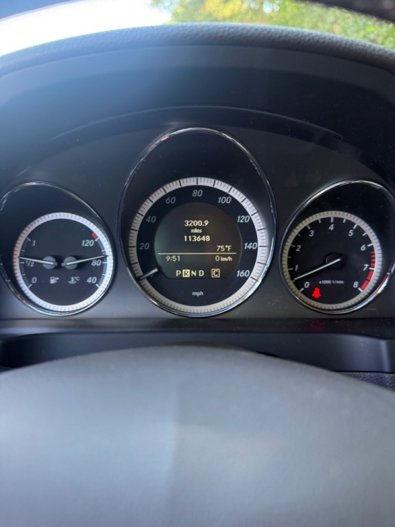 2010 Mercedes-Benz C-Class Image 9