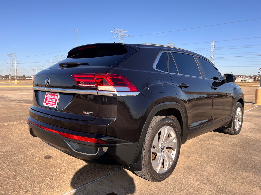 2020 Volkswagen Atlas Cross Sport Image 5