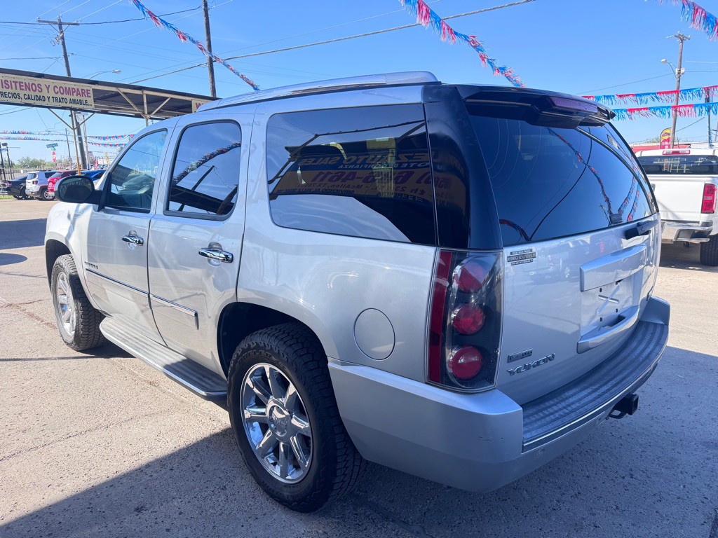 2011 GMC Yukon Image 5