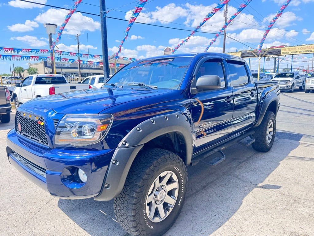2005 Toyota Tacoma Image 1
