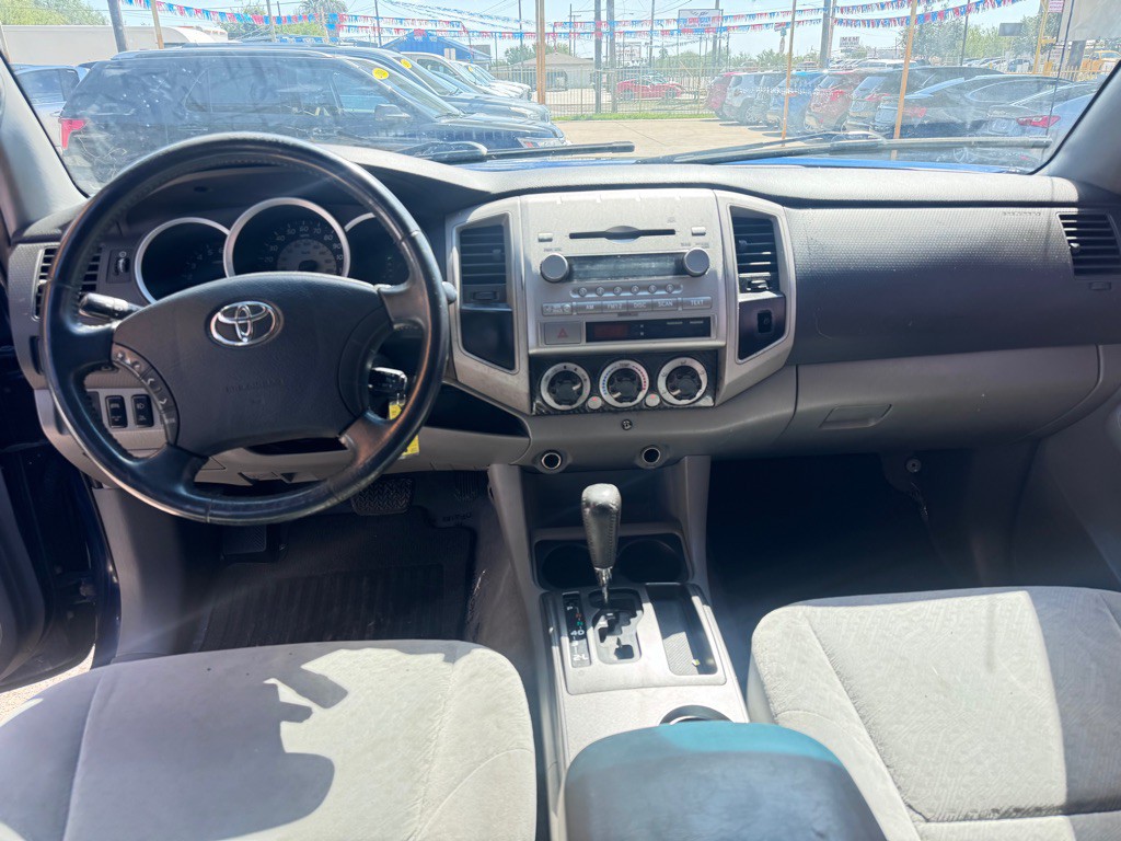 2005 Toyota Tacoma Image 4