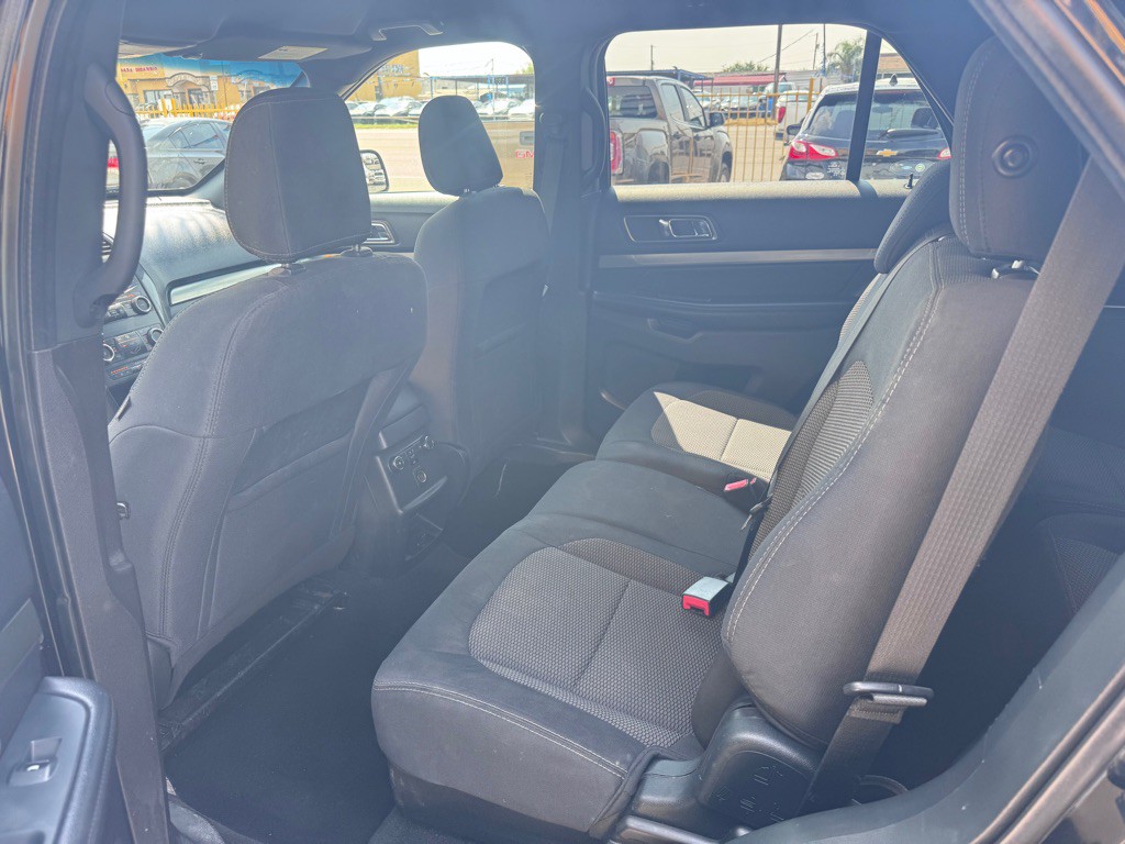 2018 Ford Explorer Image 3