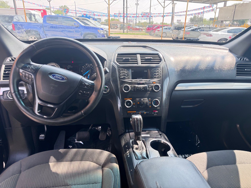 2018 Ford Explorer Image 4