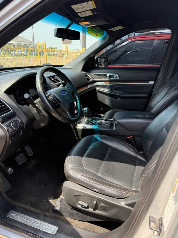 2018 Ford Explorer Image 7