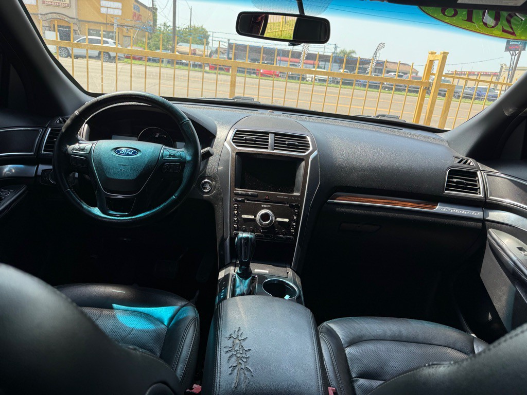 2018 Ford Explorer Image 9