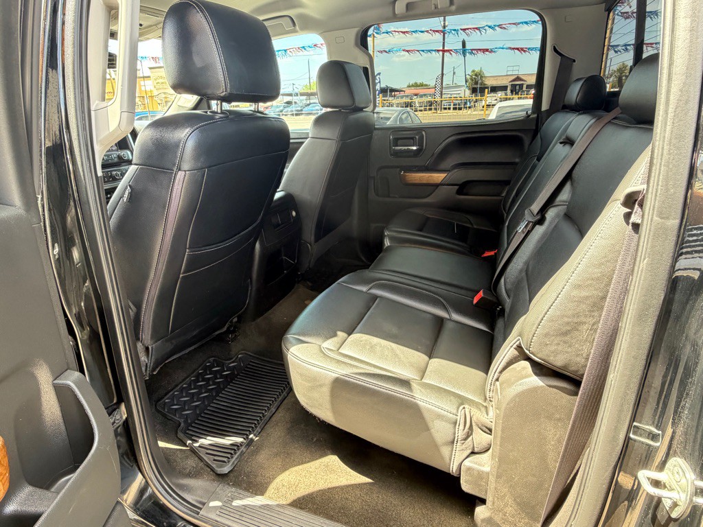 2017 Chevrolet Silverado 1500 Image 3