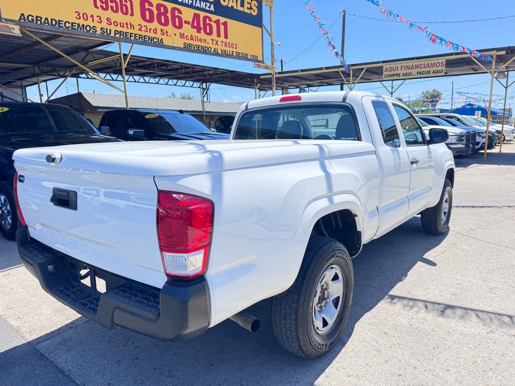 2016 Toyota Tacoma Image 5
