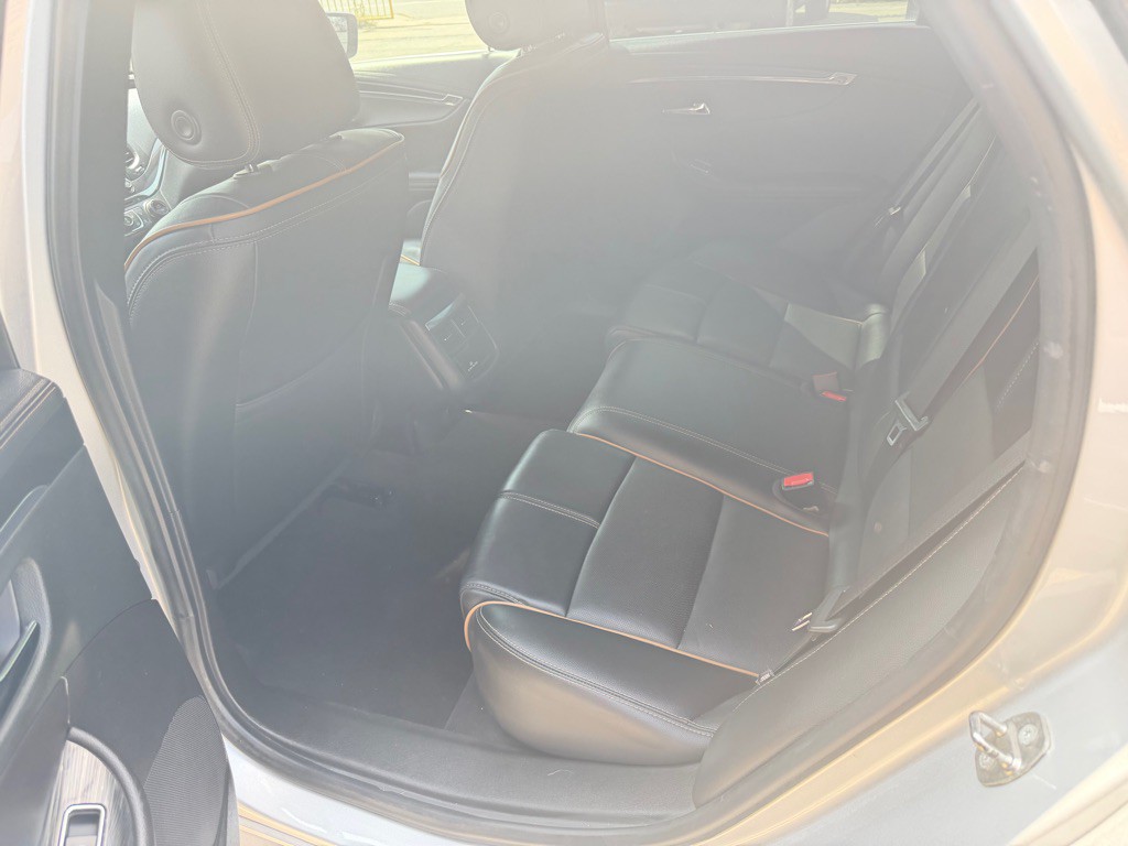 2018 Chevrolet Impala Image 3