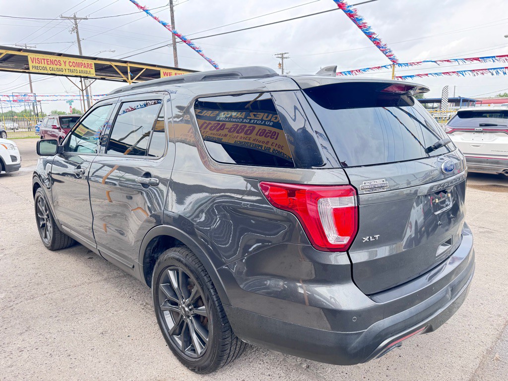 2017 Ford Explorer Image 5