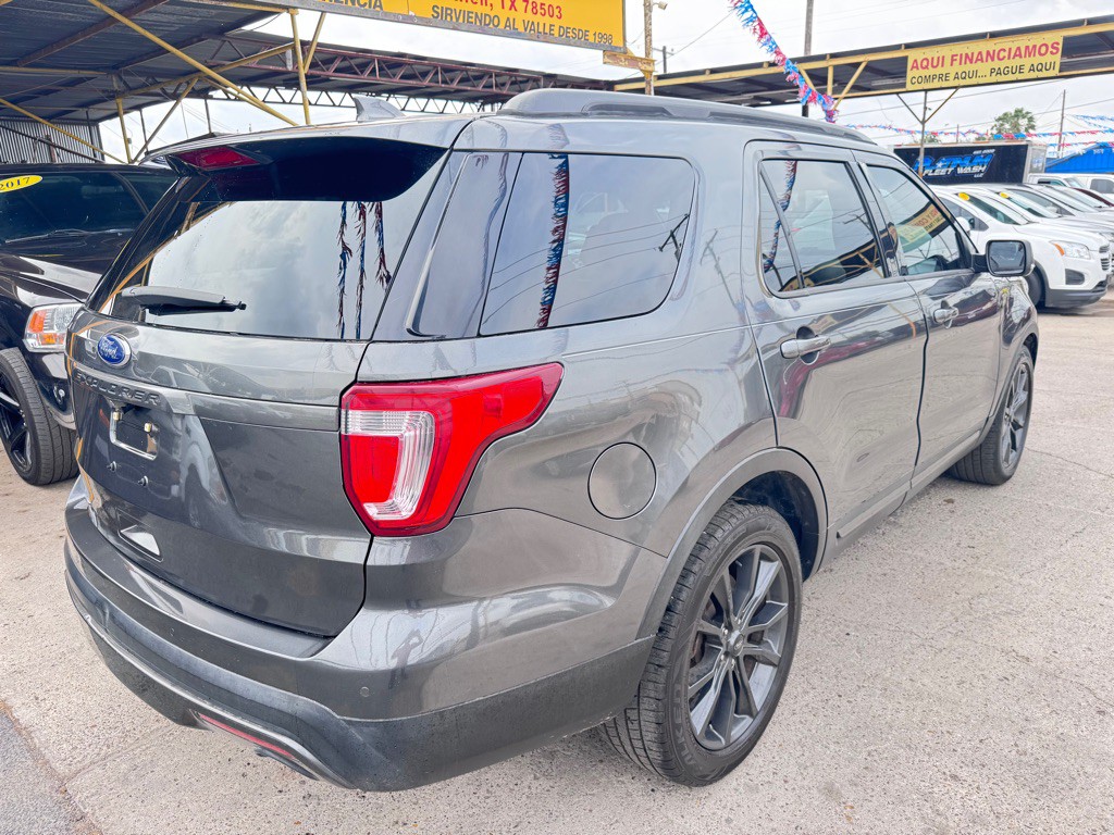 2017 Ford Explorer Image 6