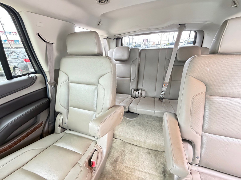 2015 Chevrolet Tahoe Image 4