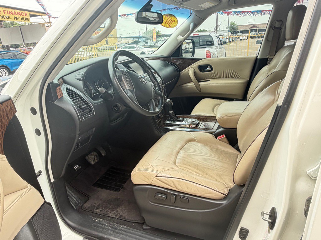 2017 Nissan Armada Image 2
