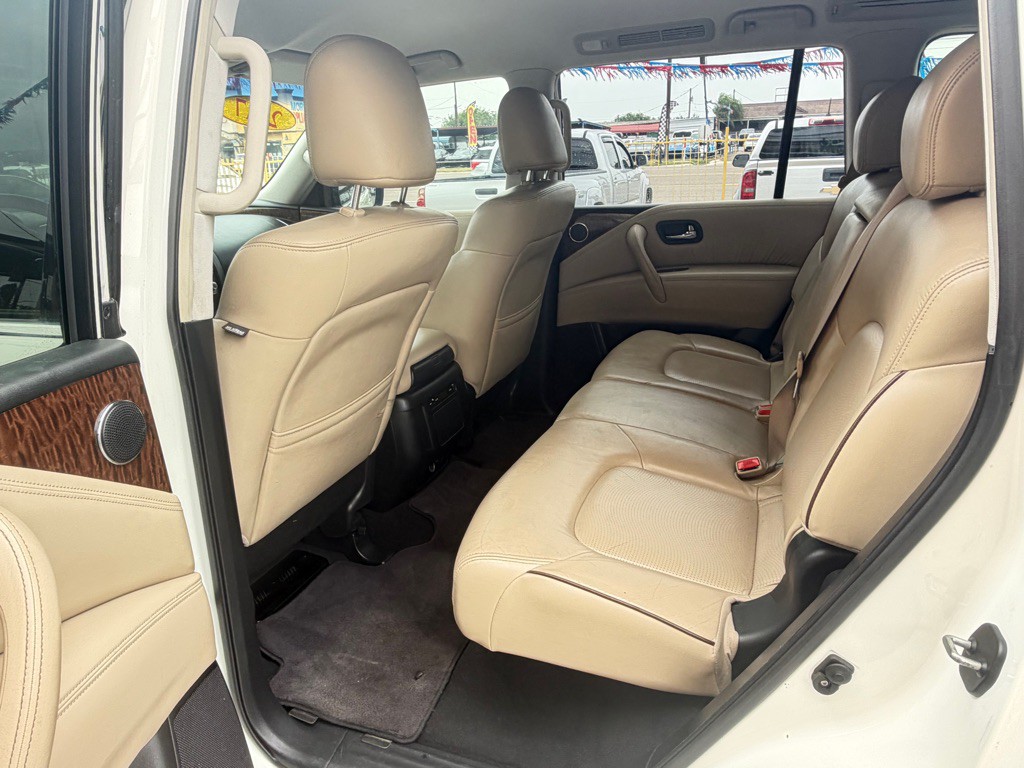 2017 Nissan Armada Image 3