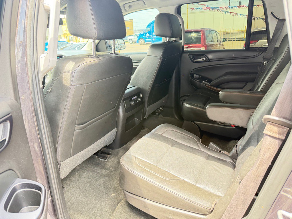 2016 Chevrolet Tahoe Image 3